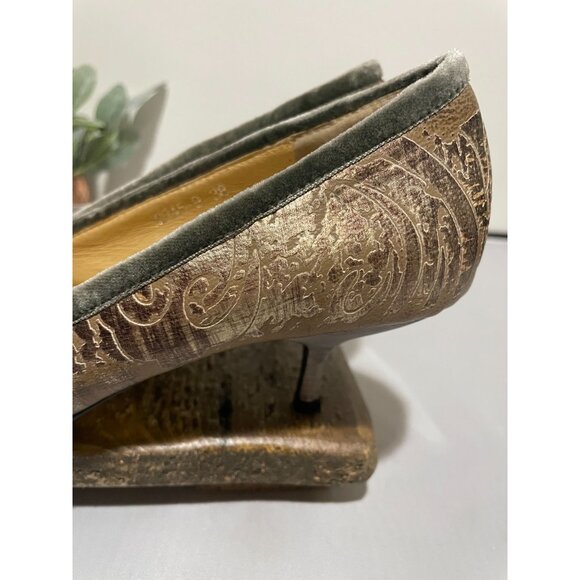 Elegant Gussaci Leather Velvet Bow Kitten Heels Size 38 Embossed Design Pointed - Picture 9 of 16